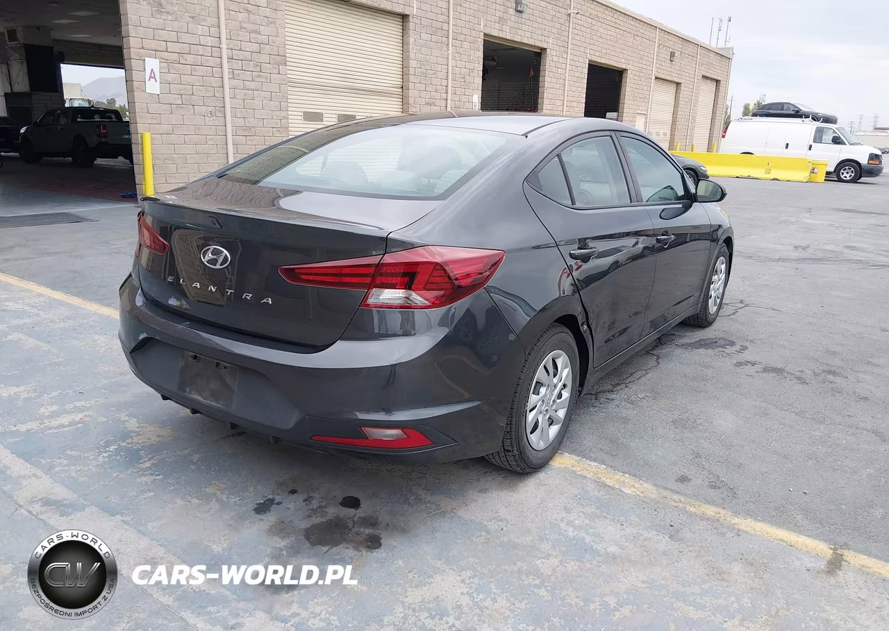 2020 Hyundai Elantra Se VIN:5NPD74LF6LH615941 - 4