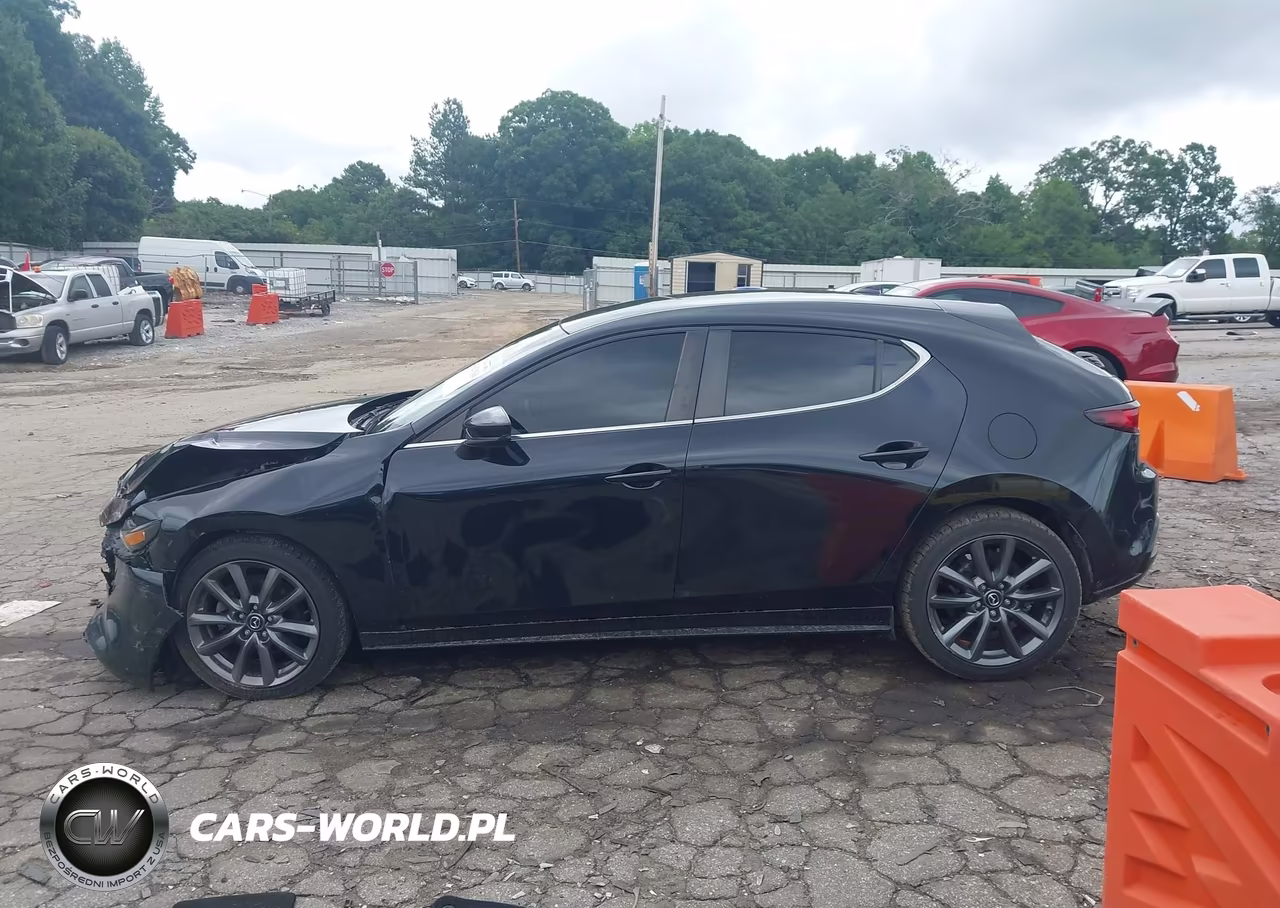 2020 Mazda Mazda3 Preferred Package VIN:JM1BPBMM5L1172939 - 14