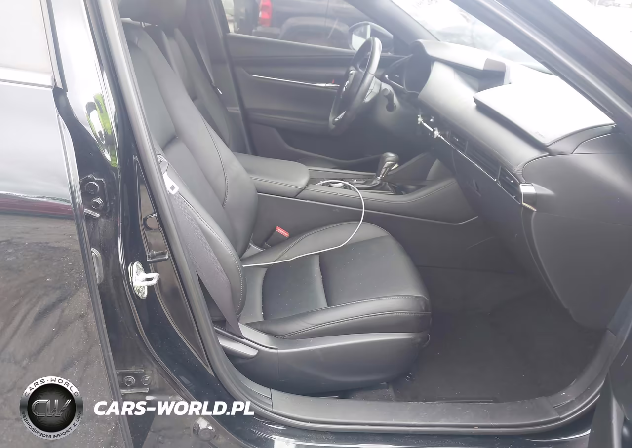 2020 Mazda Mazda3 Preferred Package VIN:JM1BPBMM5L1172939 - 5