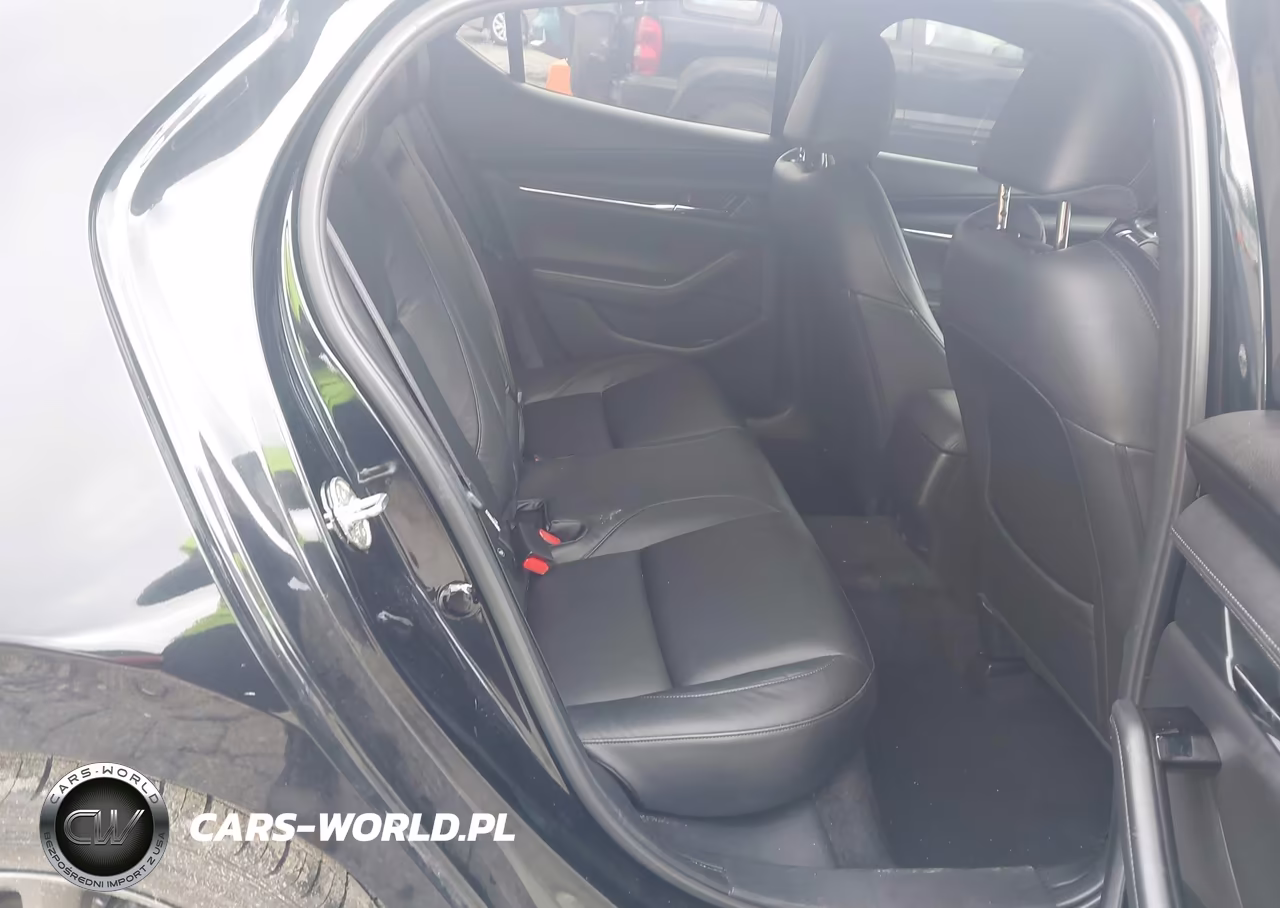 2020 Mazda Mazda3 Preferred Package VIN:JM1BPBMM5L1172939 - 8