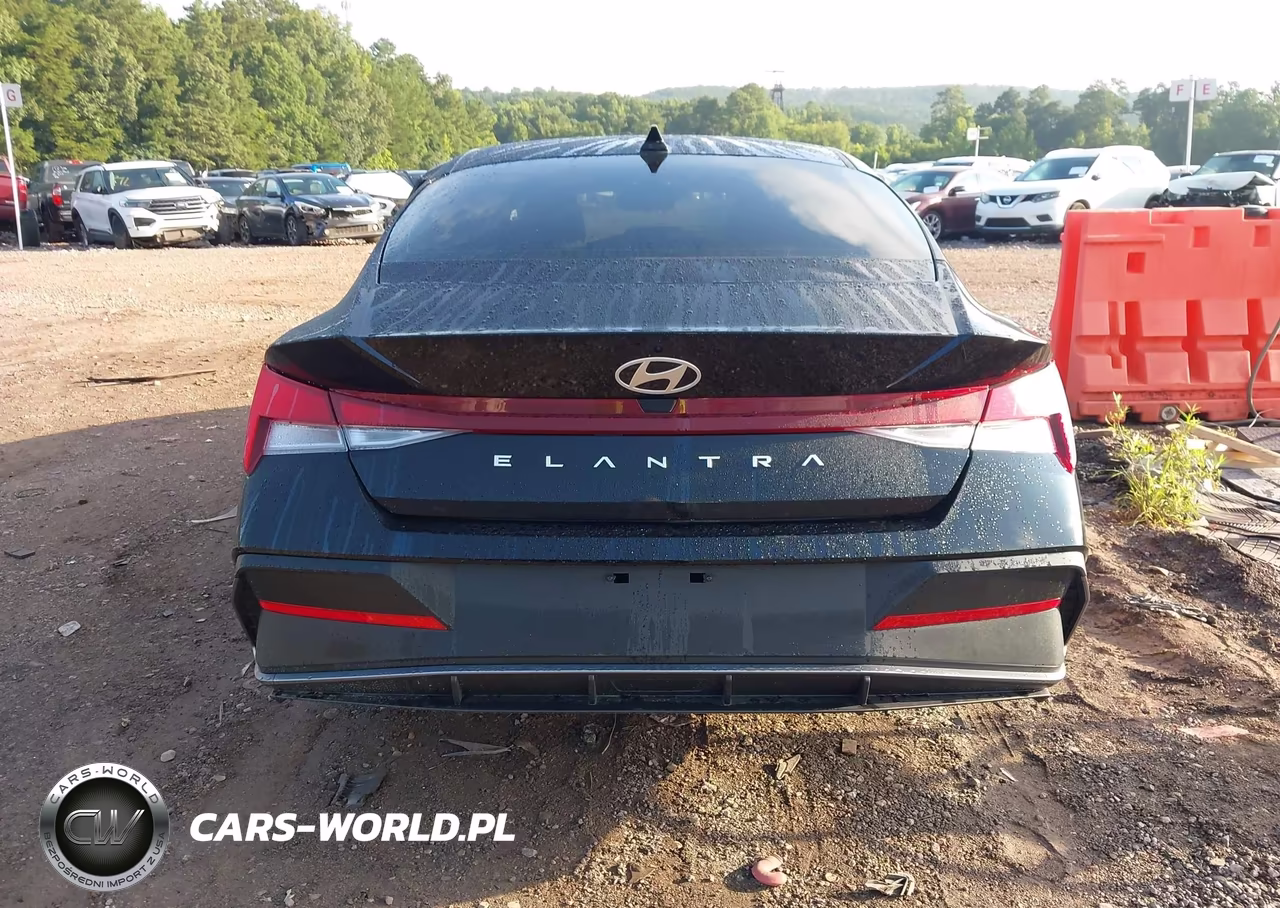 2026 Hyundai Elantra Se VIN:KMHLL4DG1TU127688 - 16