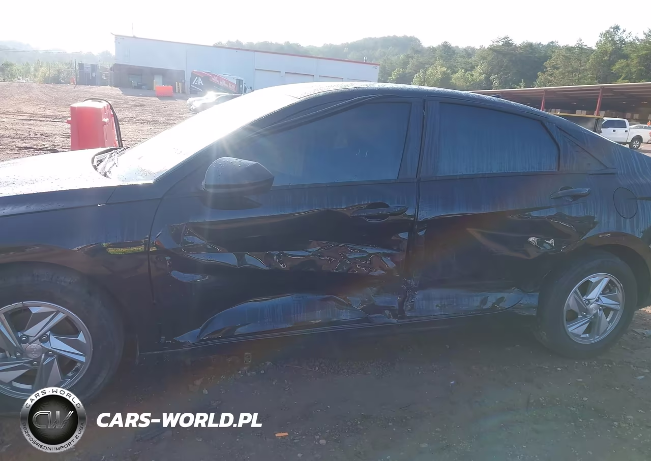 2026 Hyundai Elantra Se VIN:KMHLL4DG1TU127688 - 6