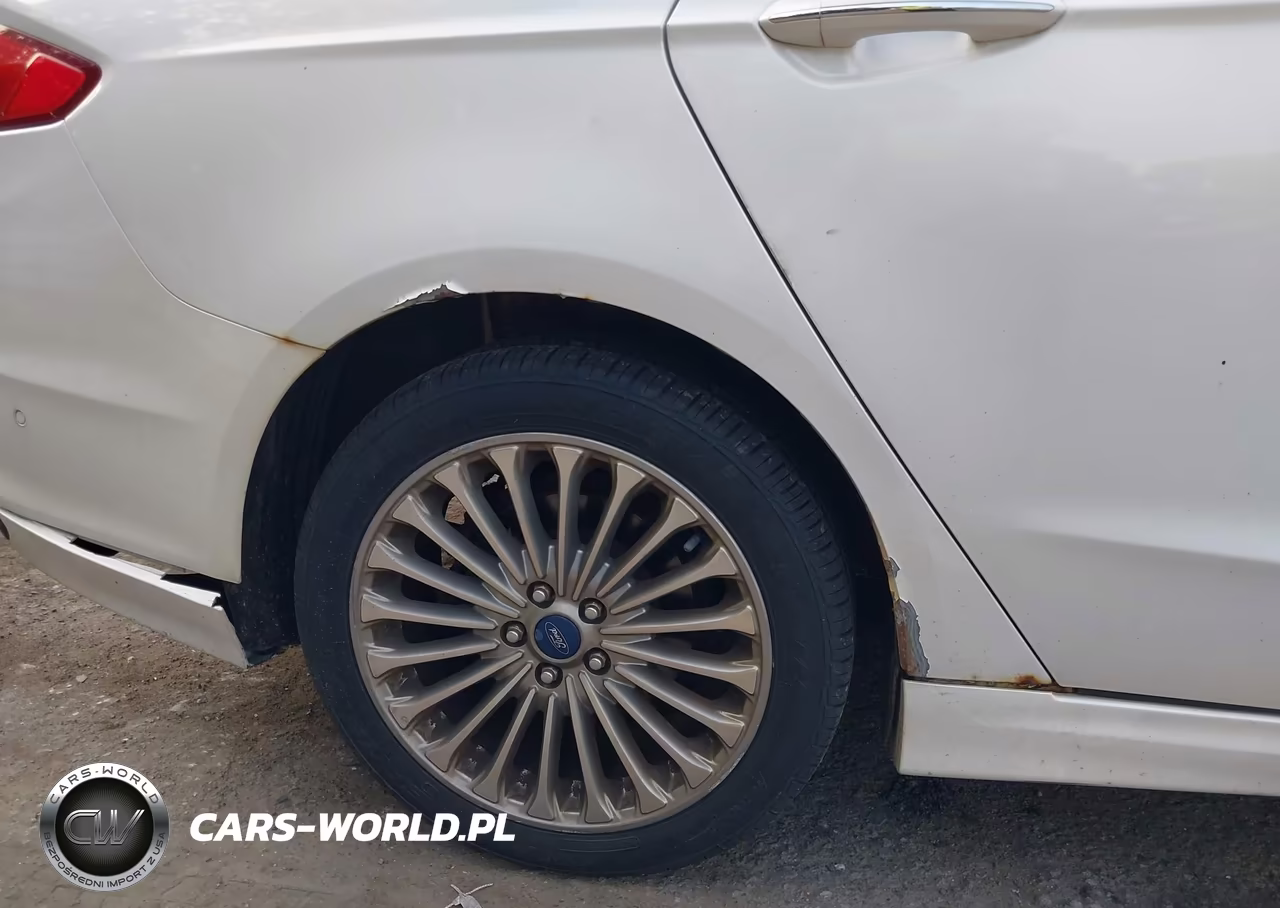 2013 Ford Fusion Titanium VIN:3FA6P0D94DR104470 - 13