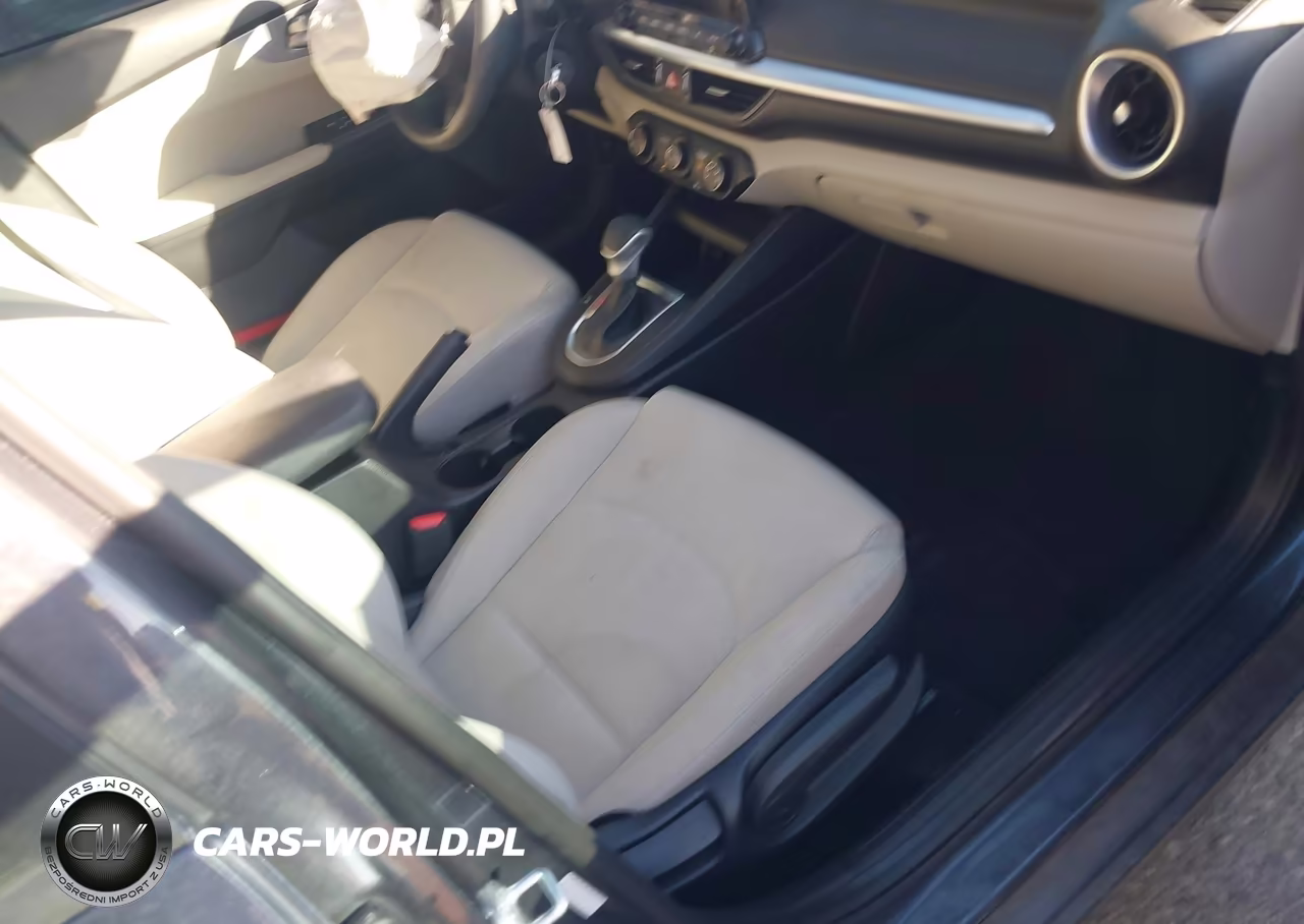 2022 Kia Forte Lxs VIN:3KPF24AD9NE490692 - 5
