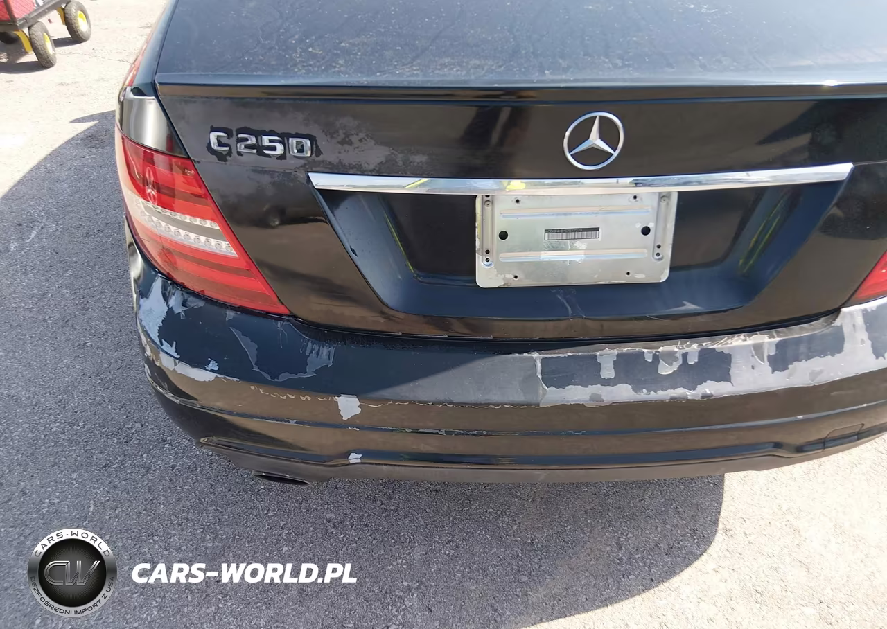 2012 Mercedes-Benz C 250 Sport VIN:WDDGF4HB1CR217279 - 13