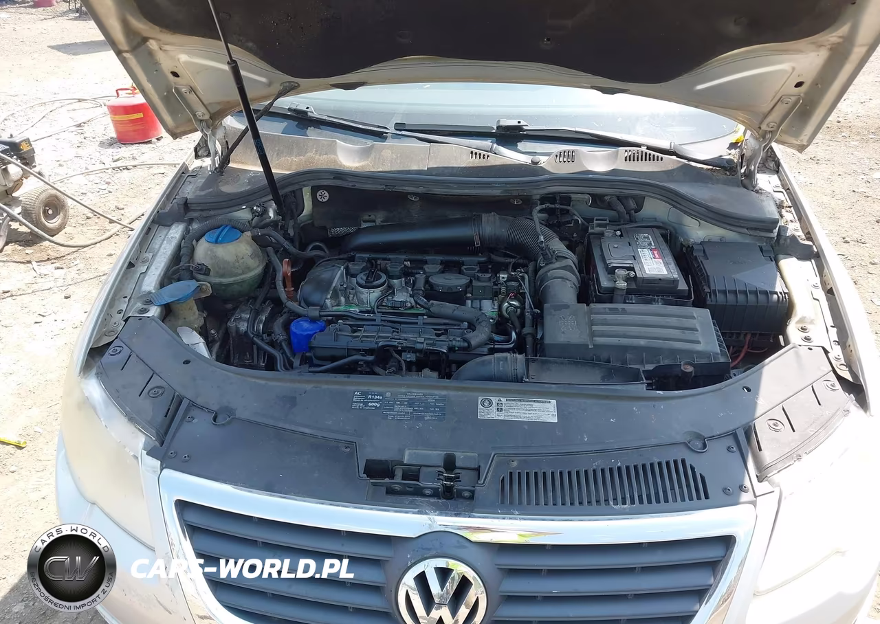 2010 Volkswagen Passat Komfort VIN:WVWJK7AN6AE068292 - 10