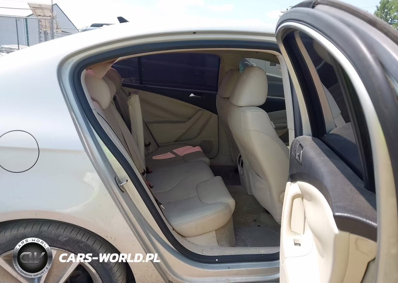 2010 Volkswagen Passat Komfort VIN:WVWJK7AN6AE068292 - 8