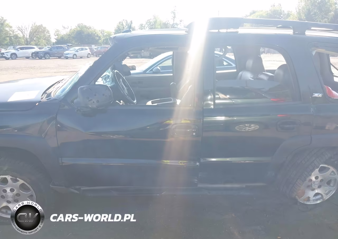 2005 Chevrolet Tahoe Z71 VIN:1GNEK13T15R168932 - 14