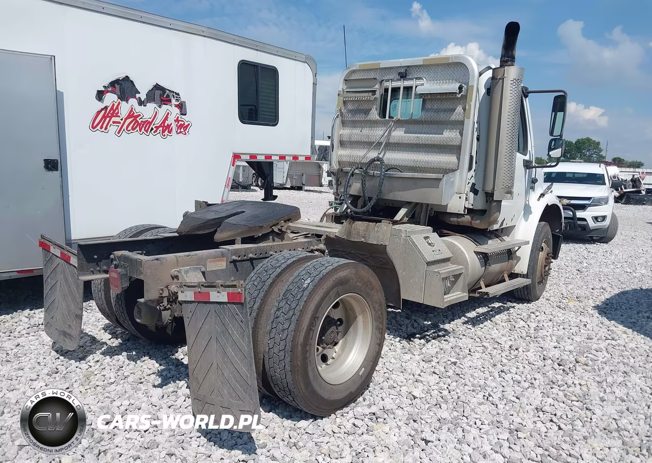 2007 Freightliner M2 112 Medium Duty VIN:1FUBC5CV97HW67559 - 4