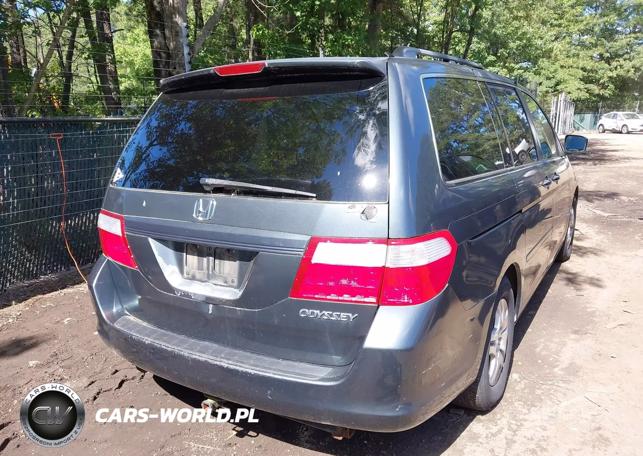 2005 Honda Odyssey Ex-L VIN:5FNRL38605B049765 - 4