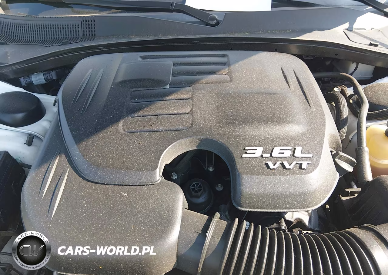 2019 Chrysler 300 300S VIN:2C3CCABGXKH700891 - 10