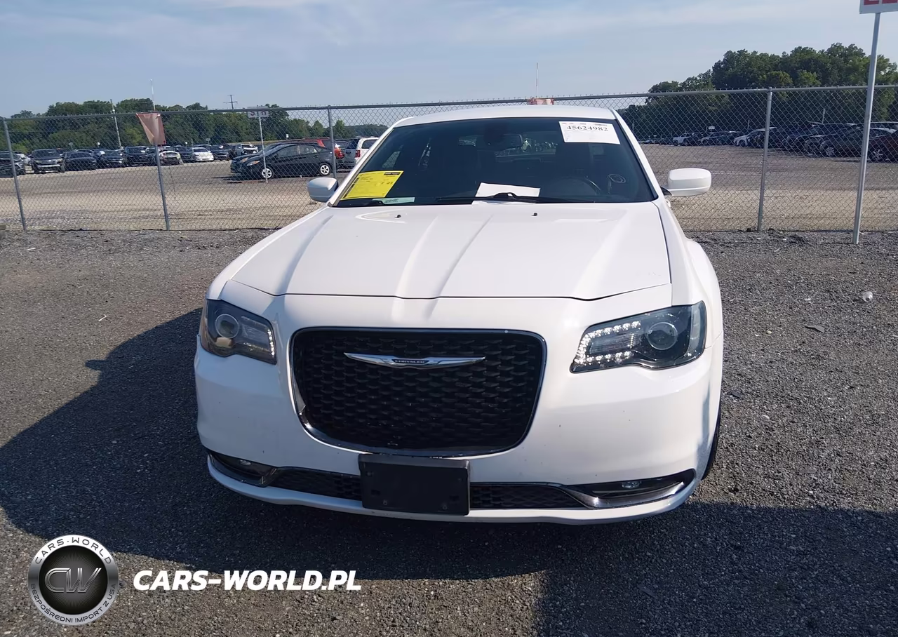 2019 Chrysler 300 300S VIN:2C3CCABGXKH700891 - 12