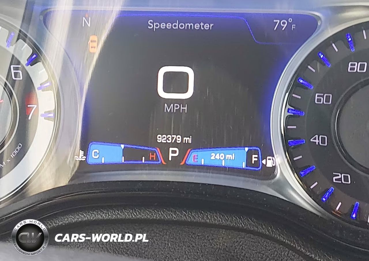 2019 Chrysler 300 300S VIN:2C3CCABGXKH700891 - 15