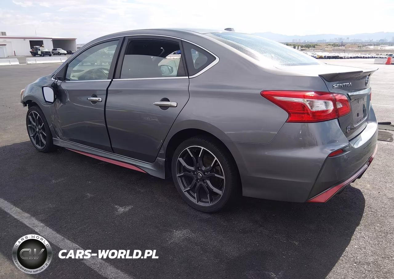2017 Nissan Sentra Nismo VIN:3N1CB7AP8HY265815 - 3
