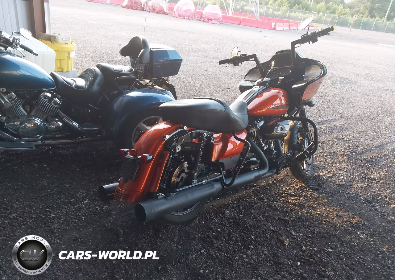 2019 Harley-Davidson Fltrxs VIN:1HD1KTP13KB635251 - 4