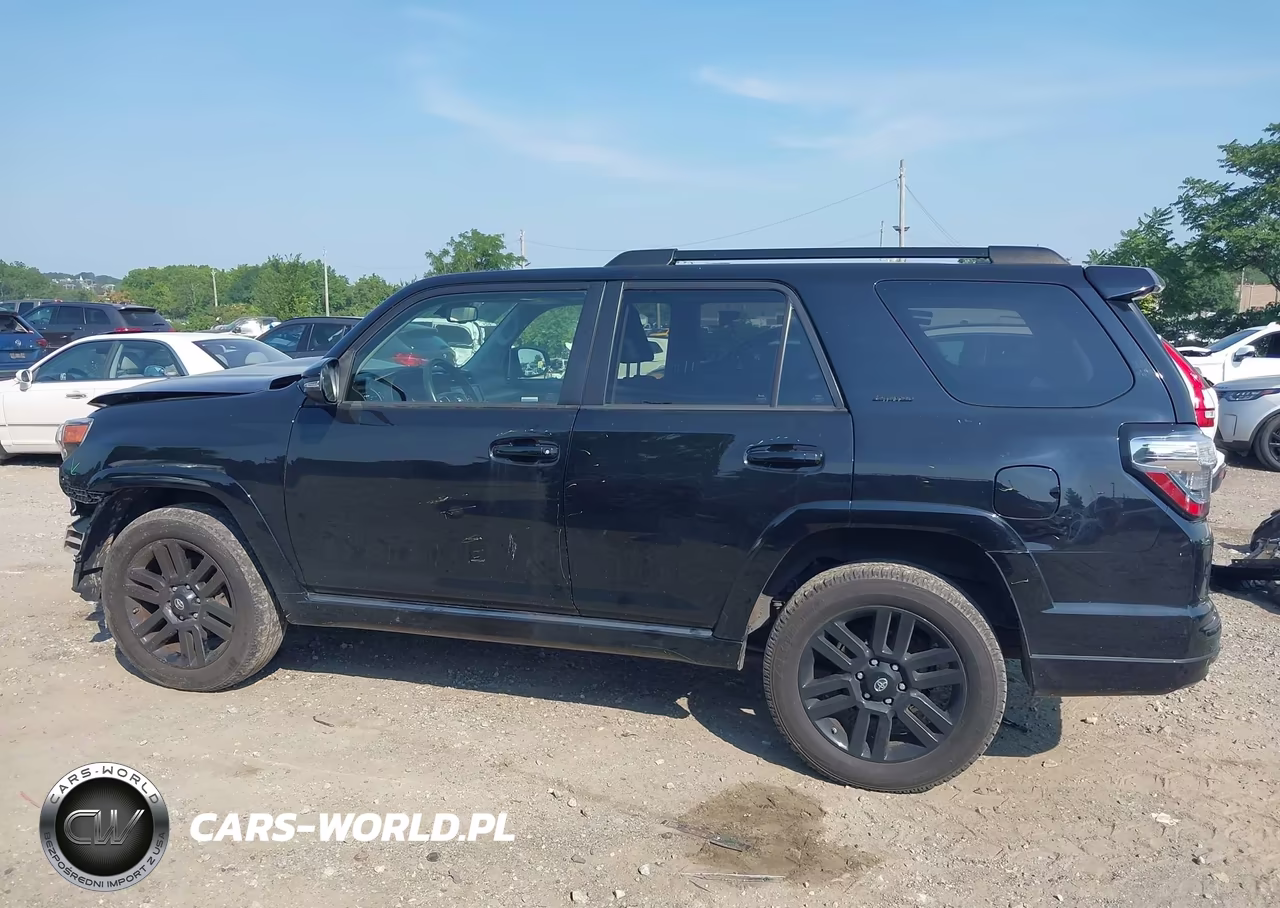 2020 Toyota 4Runner Nightshade Special Edition VIN:JTEBU5JR7L5823874 - 15