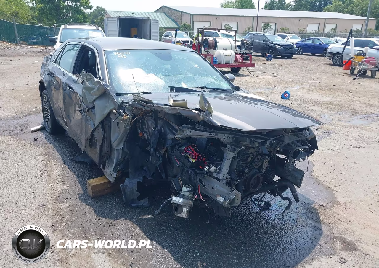 2013 Chrysler 300 300S VIN:2C3CCABT9DH651540 - 6