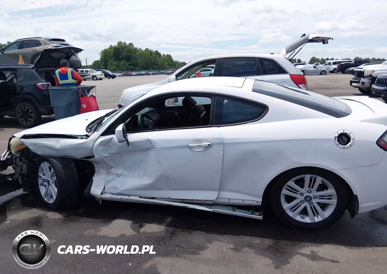 2007 Hyundai Tiburon Gs VIN:KMHHM66D17U255775 - 14