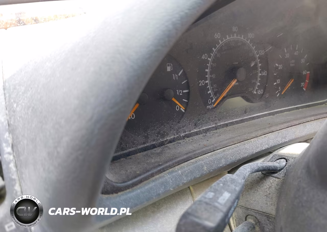 1999 Mercedes-Benz Clk 320 VIN:WDBLJ65G5XF060851 - 7