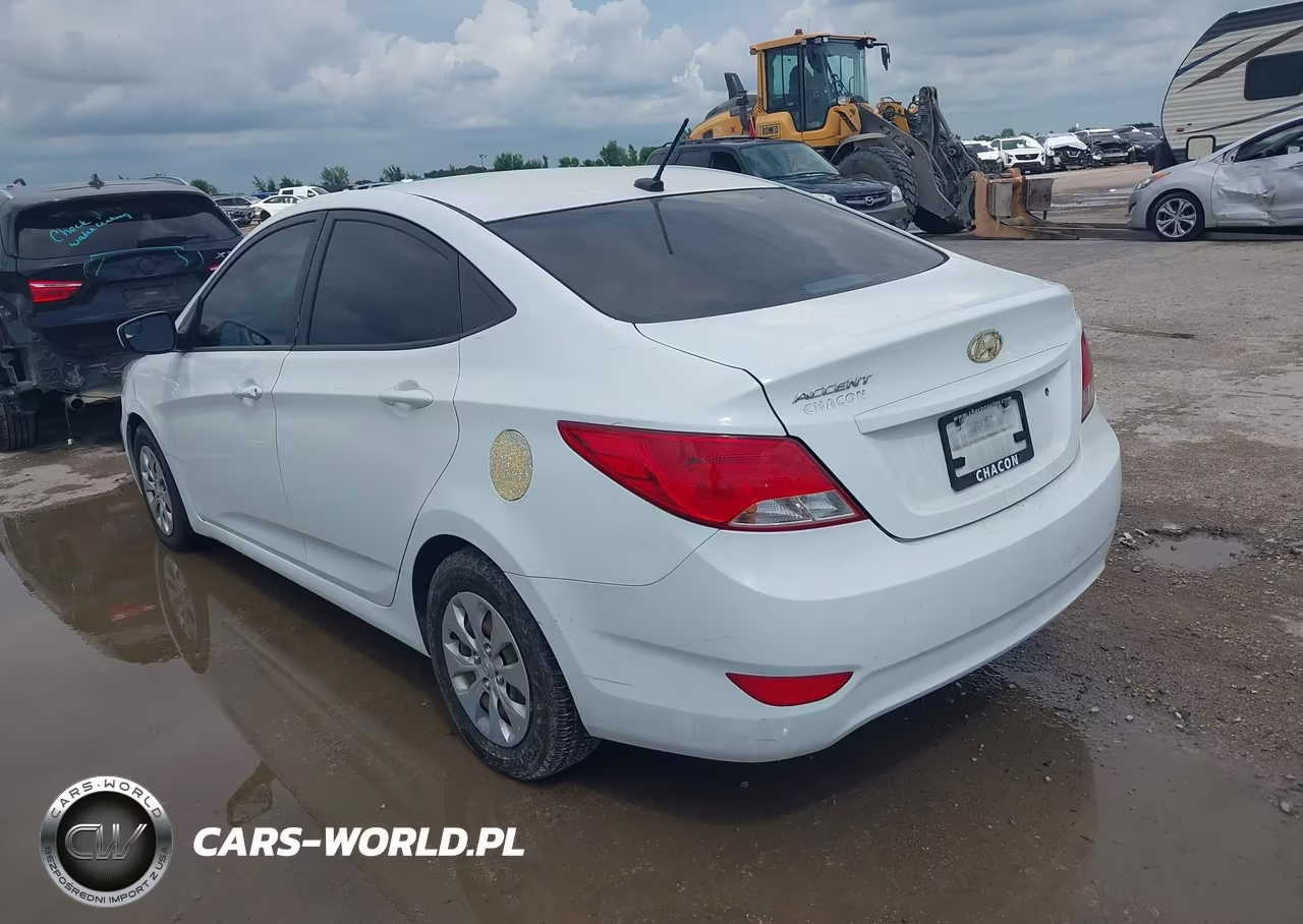 2015 Hyundai Accent Gls VIN:KMHCT4AE3FU825517 - 3
