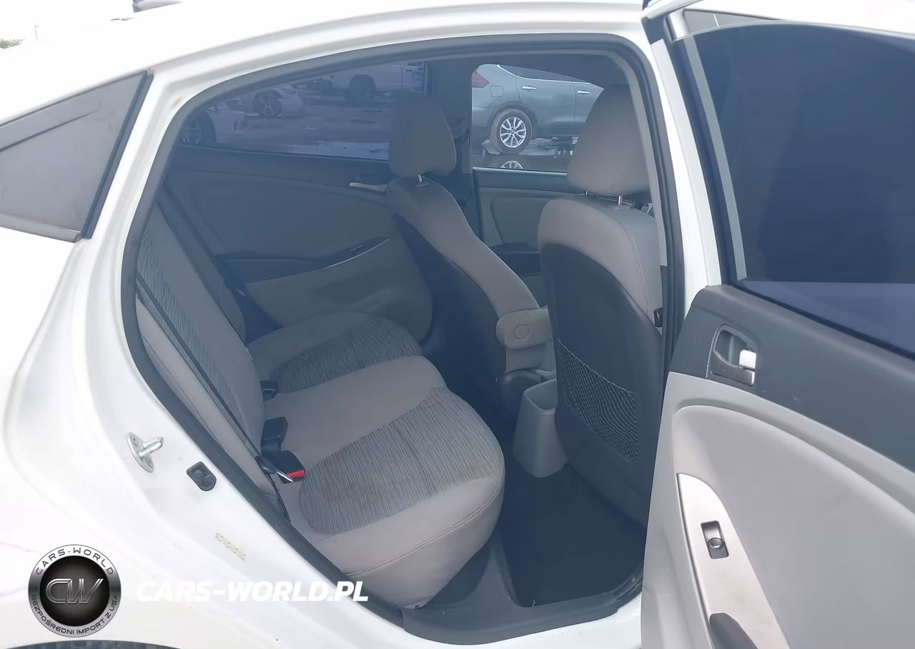 2015 Hyundai Accent Gls VIN:KMHCT4AE3FU825517 - 8