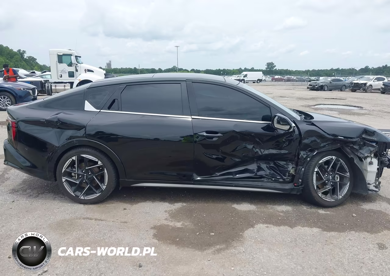 2025 Kia K4 Gt-Line VIN:3KPFW4DE4SE065983 - 14