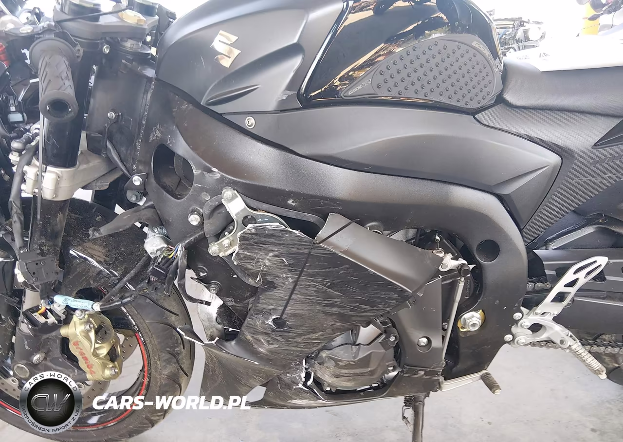 2012 Suzuki Gsx-R1000 VIN:JS1GT78AXC2100170 - 9