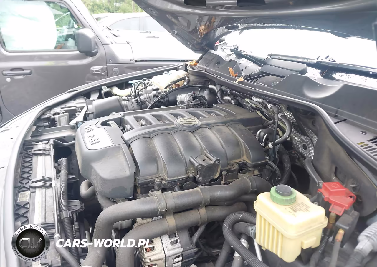 2011 Volkswagen Touareg Vr6 Sport VIN:WVGFF9BP2BD005022 - 10