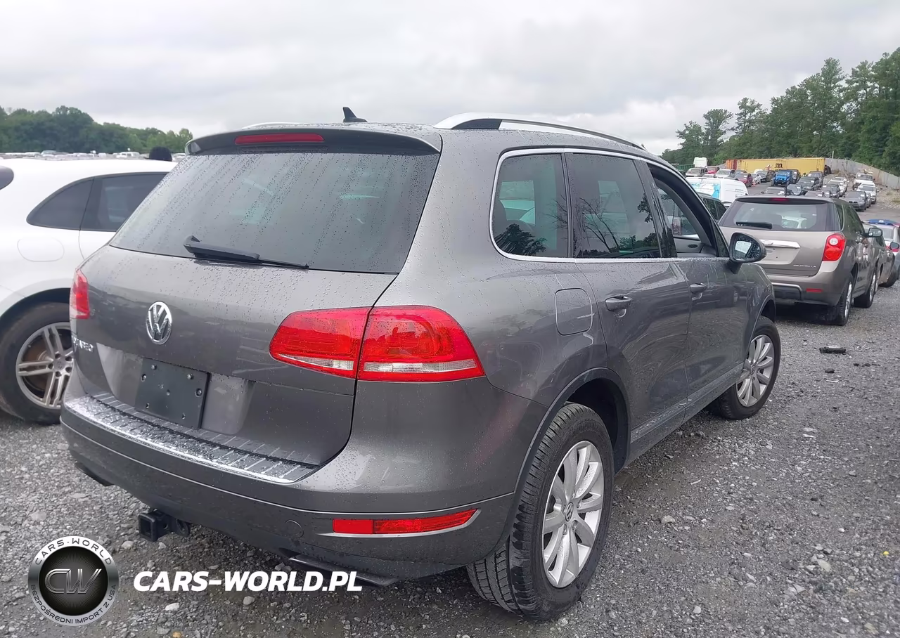 2011 Volkswagen Touareg Vr6 Sport VIN:WVGFF9BP2BD005022 - 4