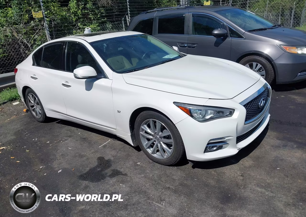 2015 Infiniti Q50 Premium