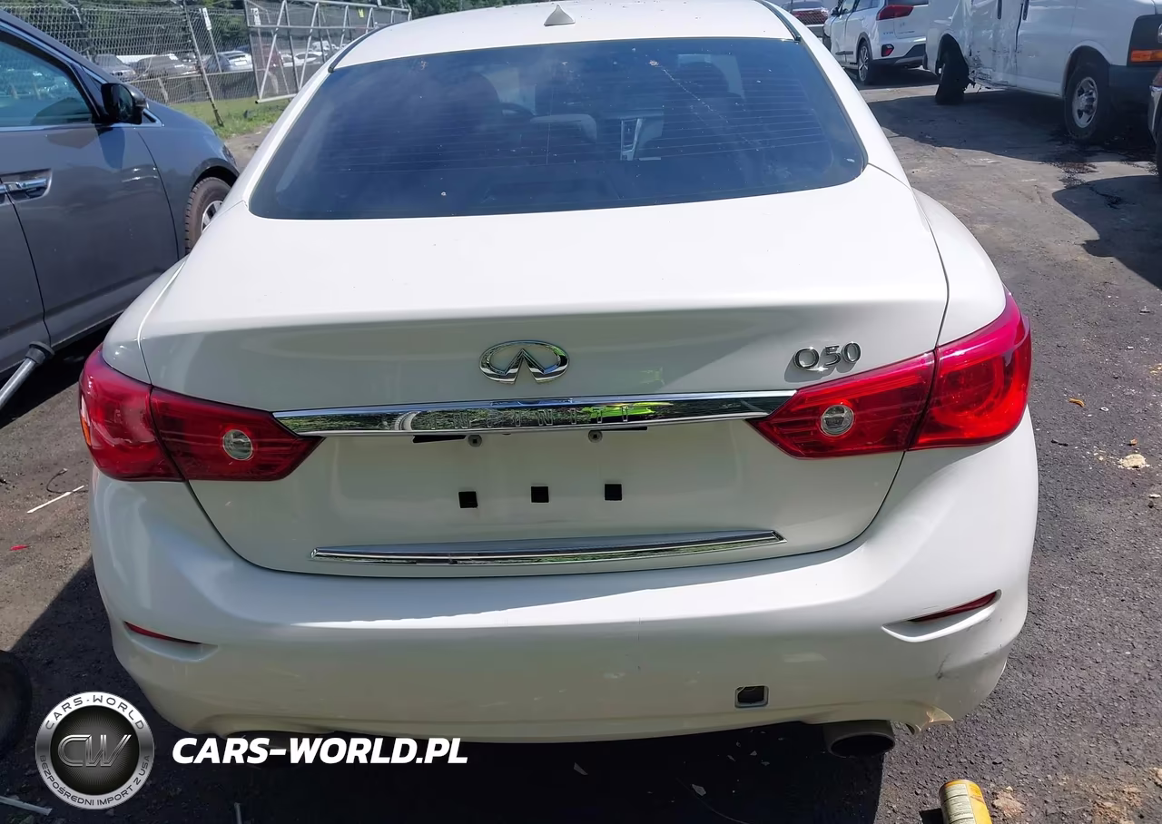2015 Infiniti Q50 Premium VIN:JN1BV7AP4FM341033 - 16