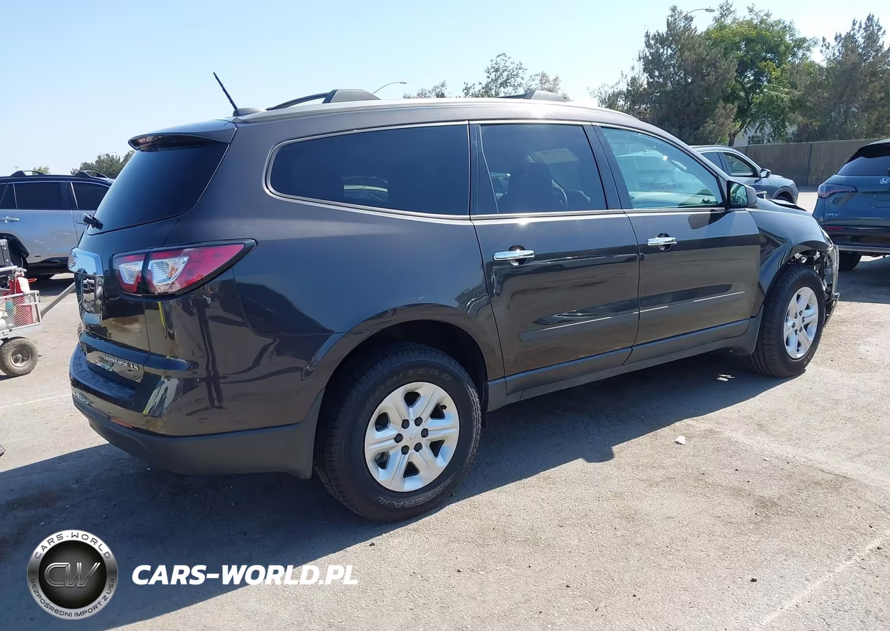 2016 Chevrolet Traverse Ls VIN:1GNKRFEDXGJ127377 - 4