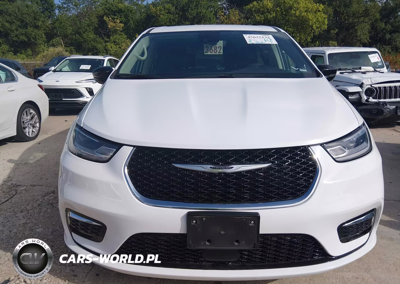 2024 Chrysler Pacifica Touring L VIN:2C4RC1BG3RR120084 - 6