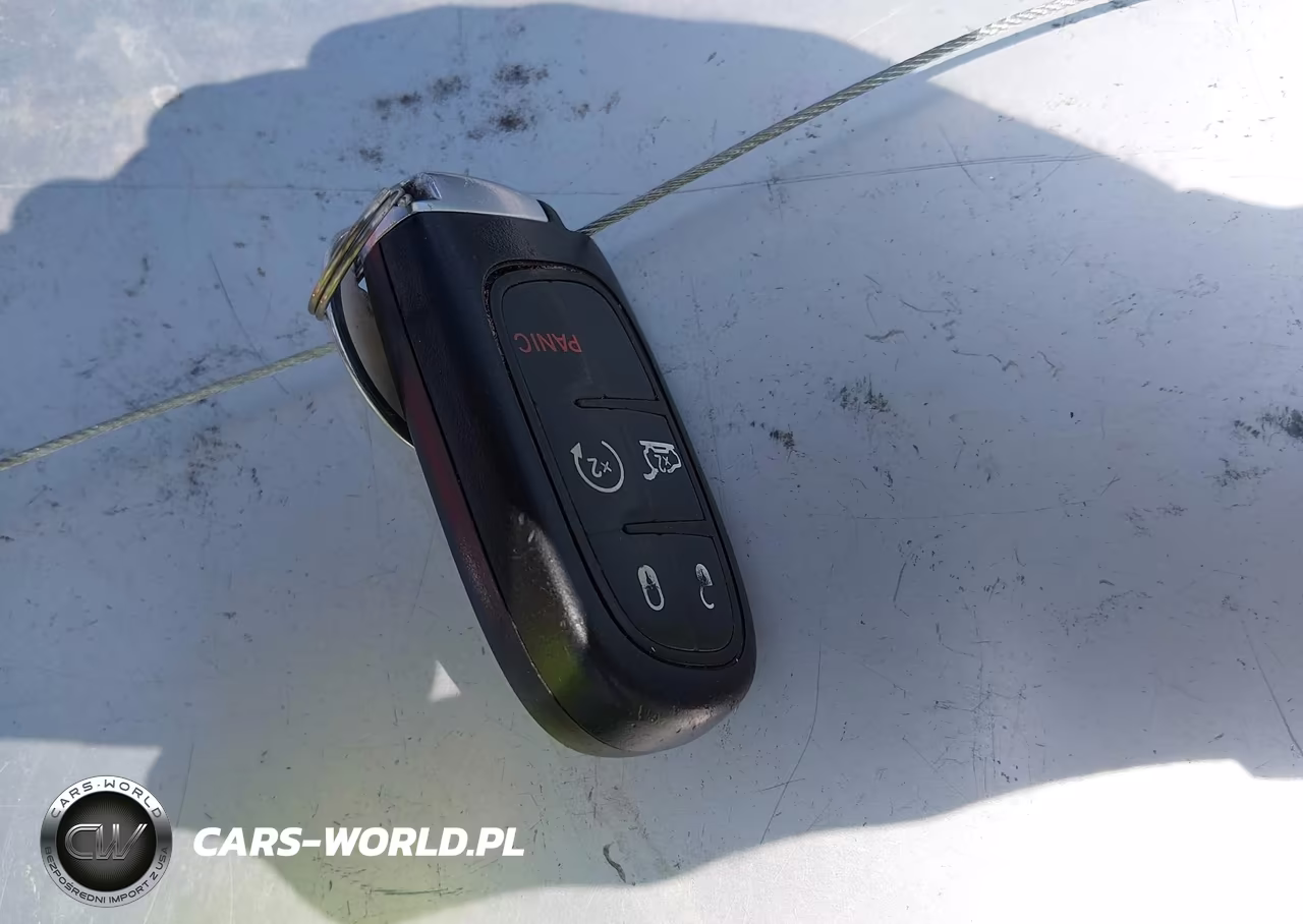 2019 Jeep Cherokee Limited 4X4 VIN:1C4PJMDXXKD438238 - 11