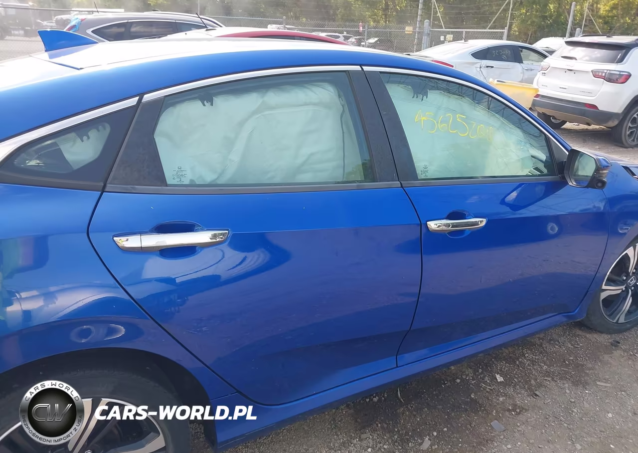 2017 Honda Civic Touring VIN:19XFC1F99HE008338 - 14