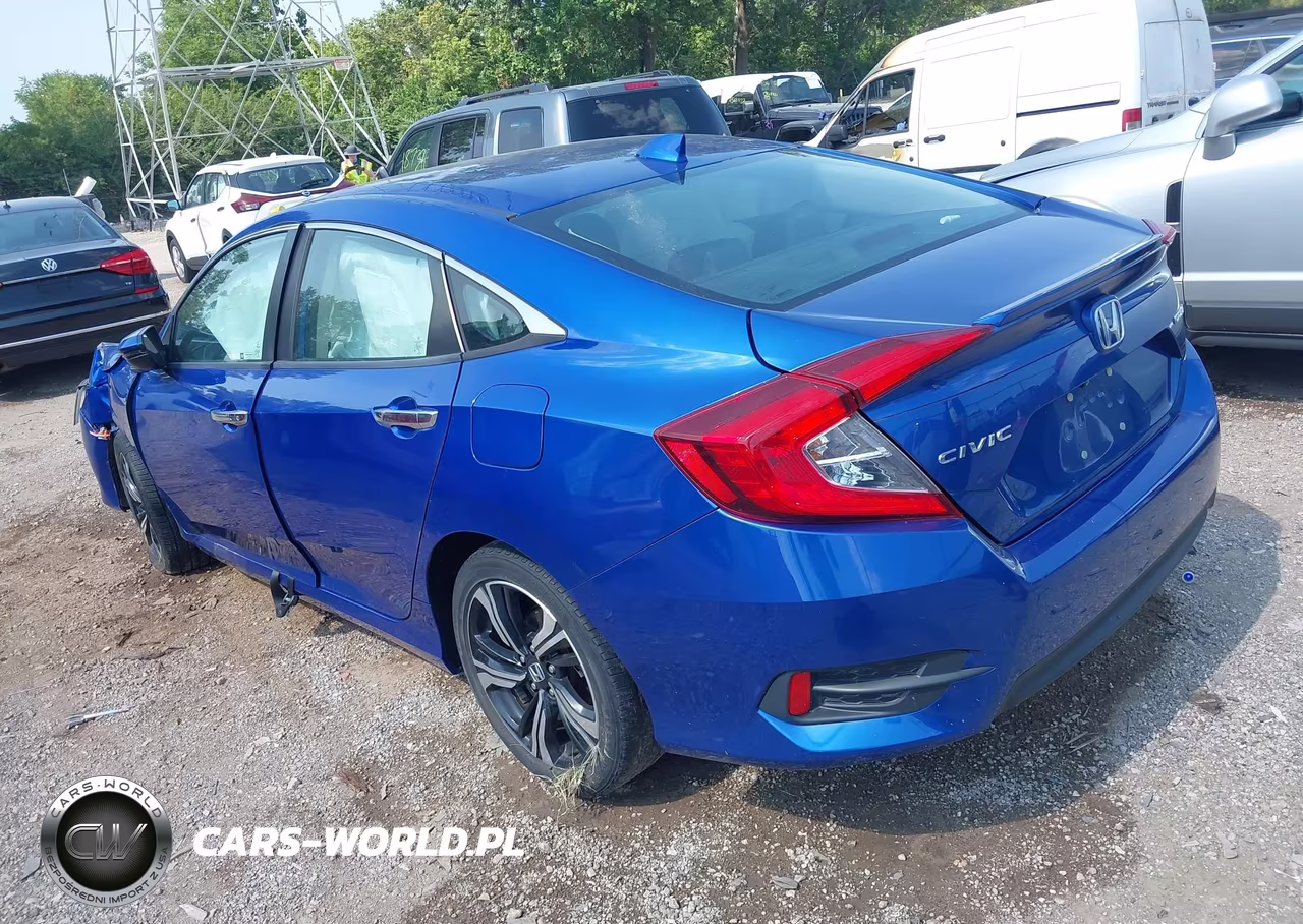2017 Honda Civic Touring VIN:19XFC1F99HE008338 - 3