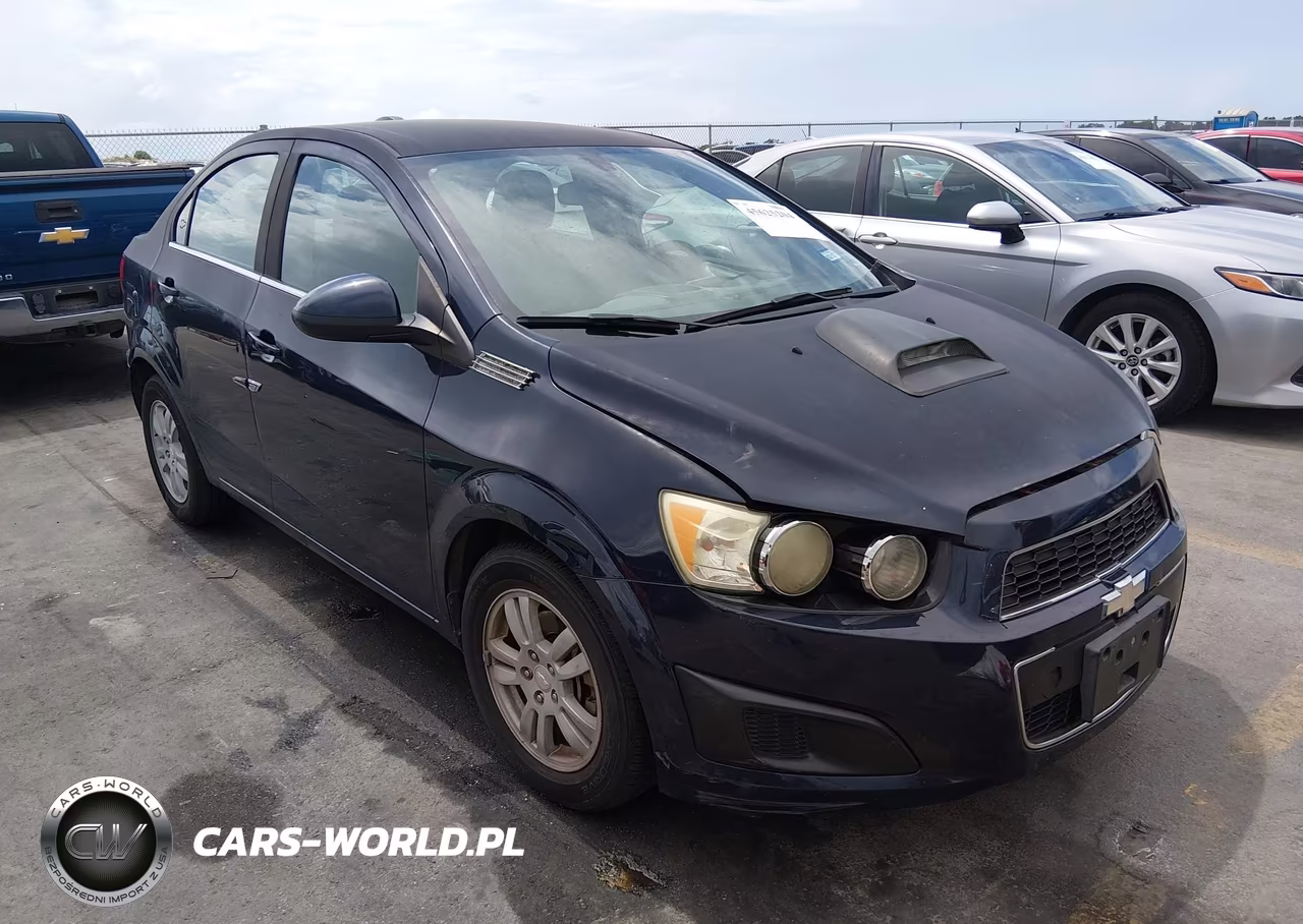 2015 Chevrolet Sonic Lt Auto – zdjęcie 1 z 12