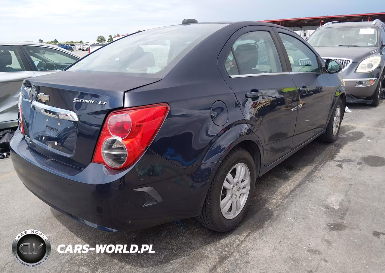 2015 Chevrolet Sonic Lt Auto VIN:1G1JC5SH4F4180735 - 4