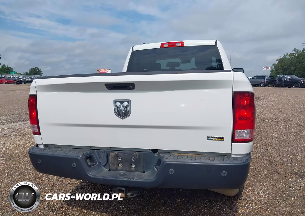 2018 Ram 1500 Tradesman 4X2 6'4 Box VIN:1C6RR6FGXJS279796 - 16