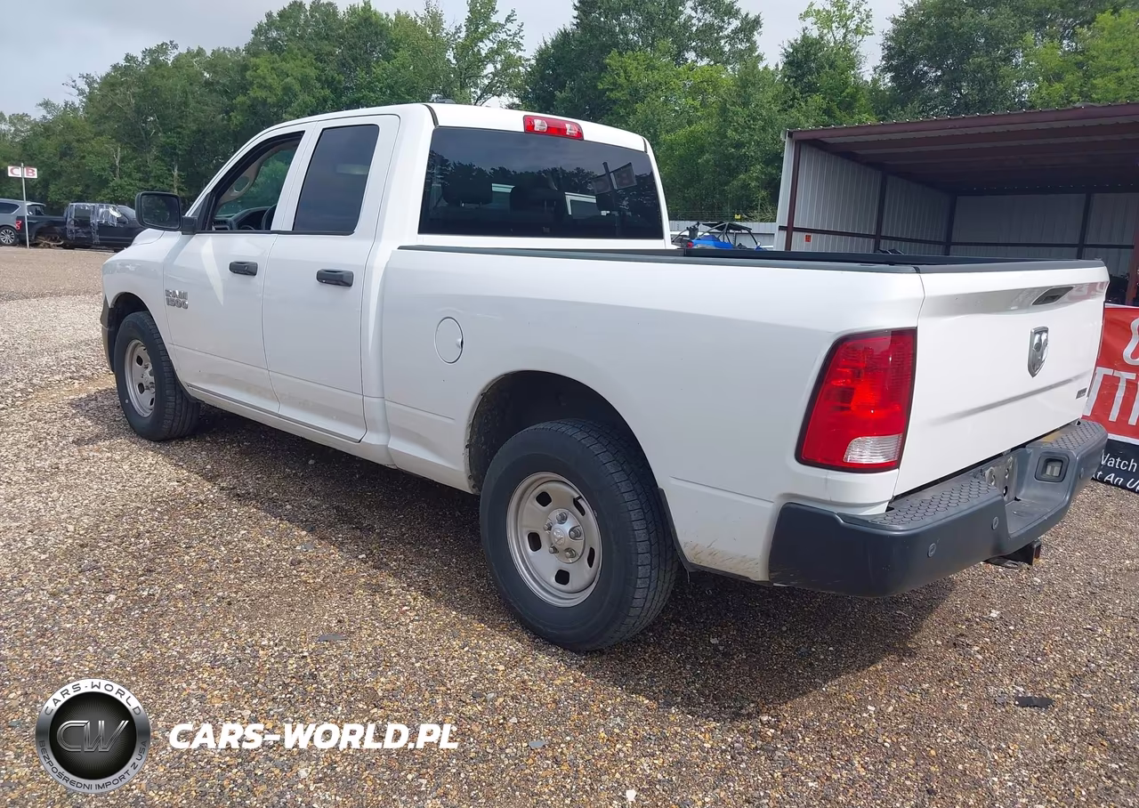 2018 Ram 1500 Tradesman 4X2 6'4 Box VIN:1C6RR6FGXJS279796 - 3