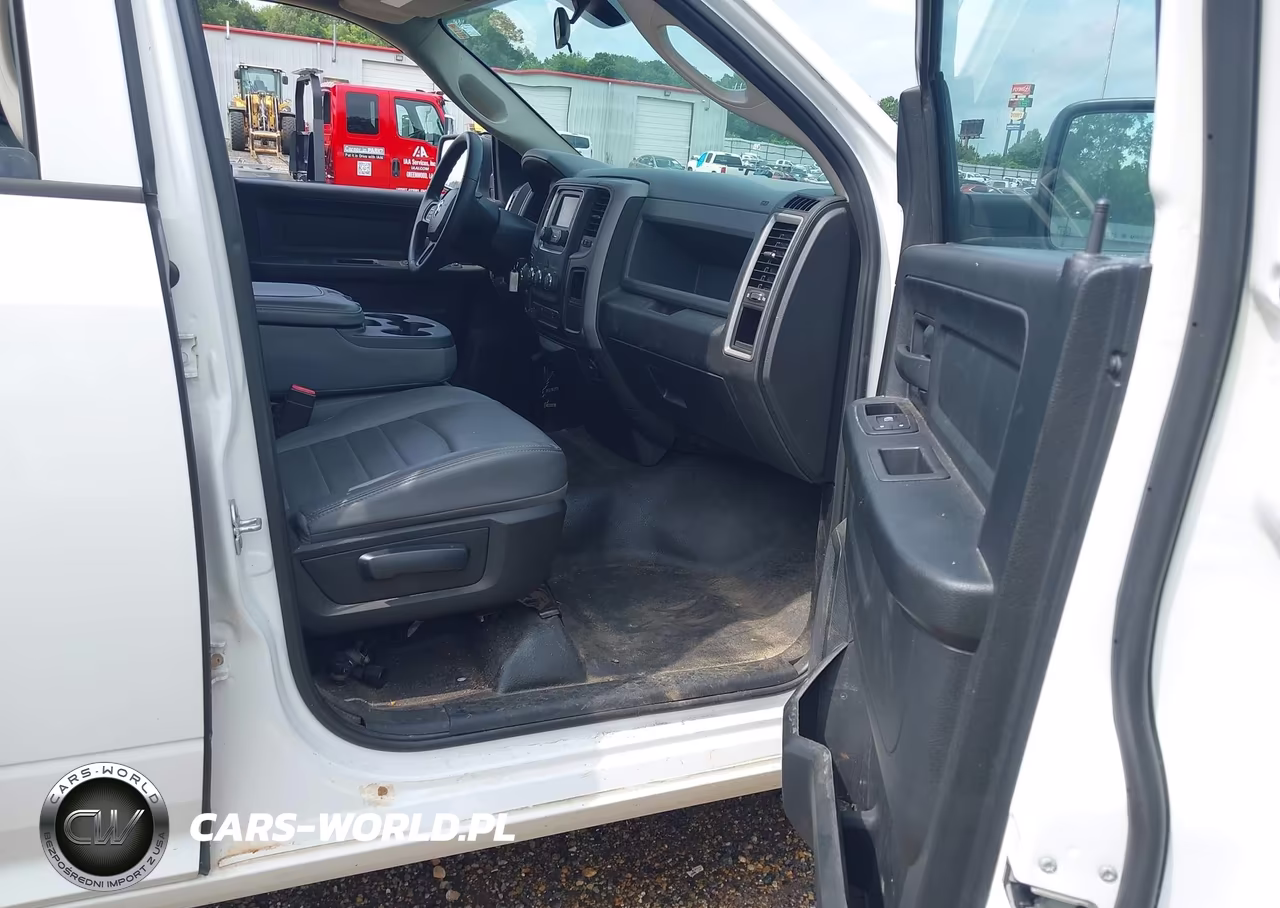2018 Ram 1500 Tradesman 4X2 6'4 Box VIN:1C6RR6FGXJS279796 - 5