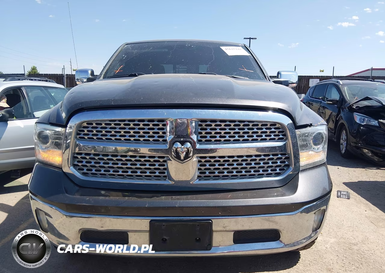 2016 Ram 1500 Laramie VIN:1C6RR7NT3GS411052 - 12
