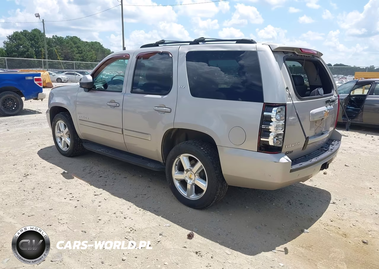 2007 Chevrolet Tahoe Ltz VIN:1GNFK13007R260031 - 3