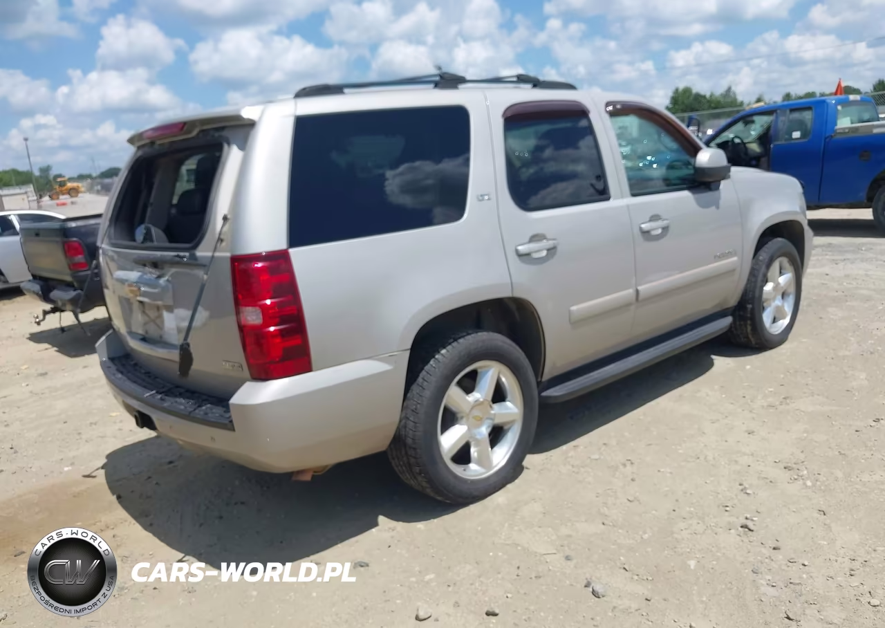 2007 Chevrolet Tahoe Ltz VIN:1GNFK13007R260031 - 4