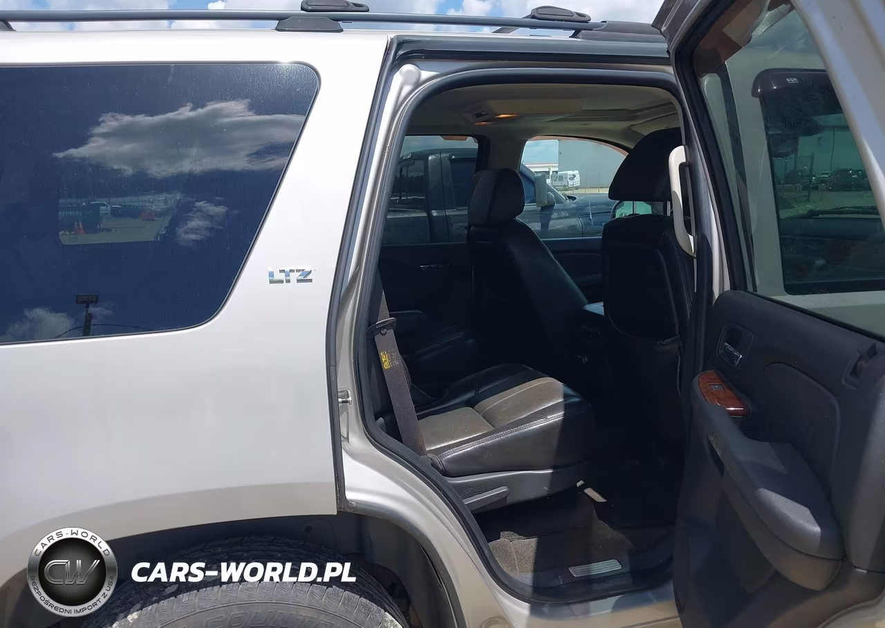 2007 Chevrolet Tahoe Ltz VIN:1GNFK13007R260031 - 8