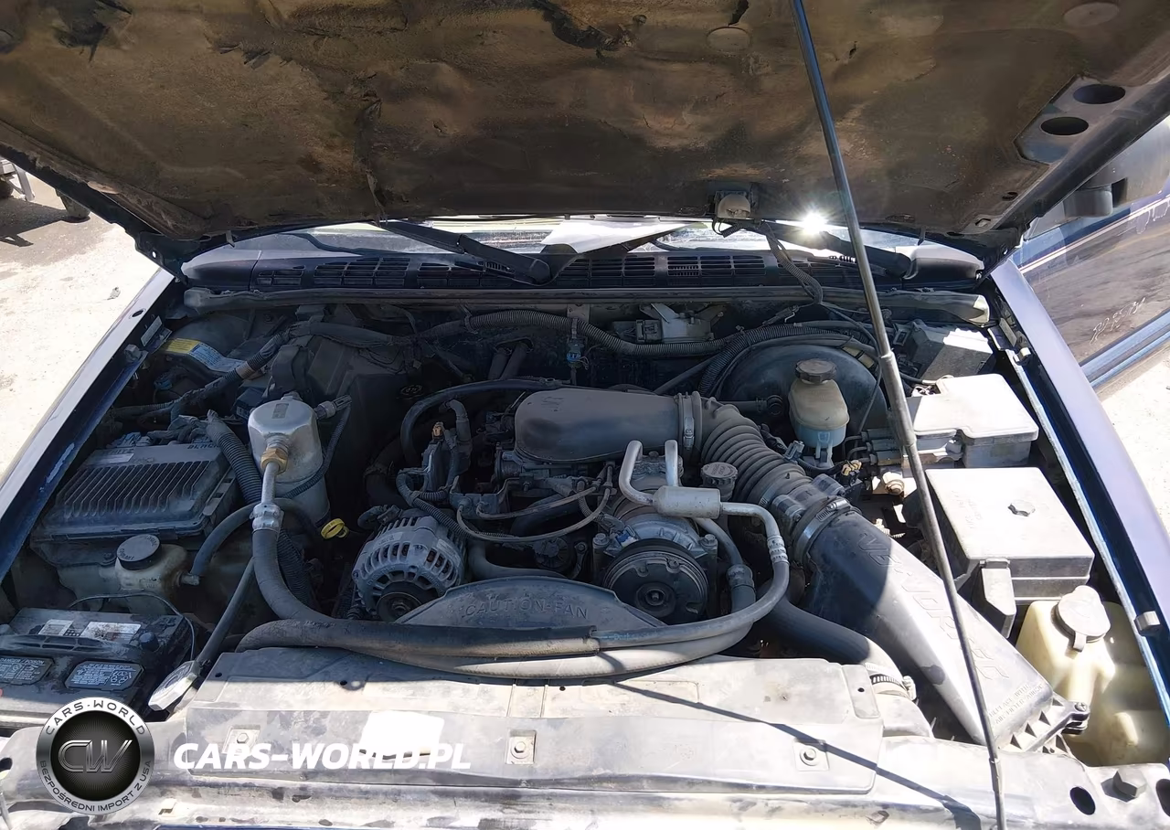 2000 Chevrolet Blazer VIN:1GNDT13W3Y2156426 - 10