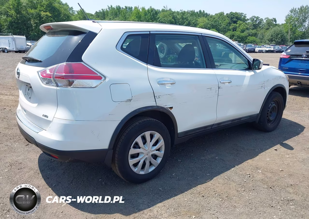 2015 Nissan Rogue S VIN:5N1AT2MV6FC855270 - 4