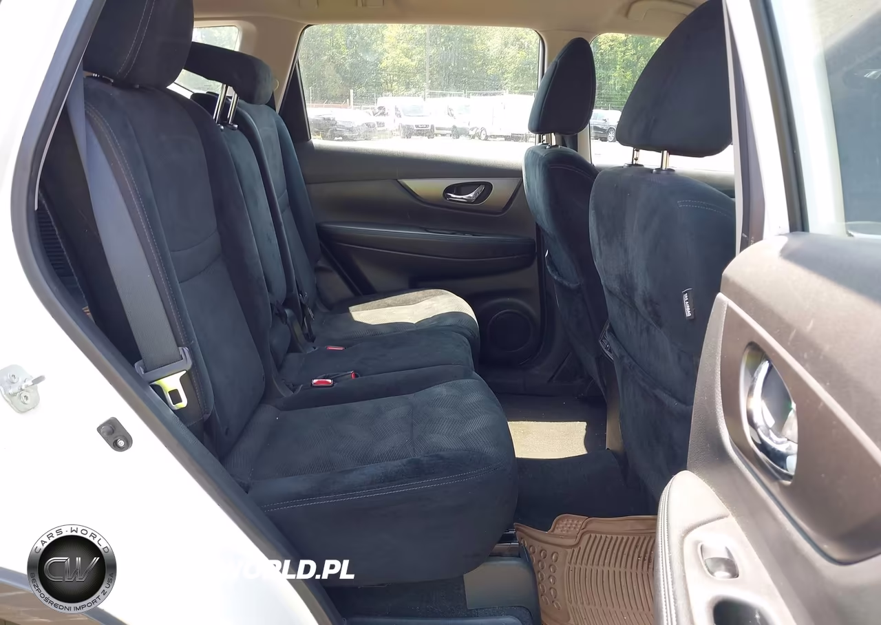 2015 Nissan Rogue S VIN:5N1AT2MV6FC855270 - 8