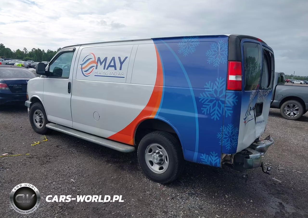 2019 Chevrolet Express 2500 Work Van VIN:1GCWGAFG4K1358859 - 3