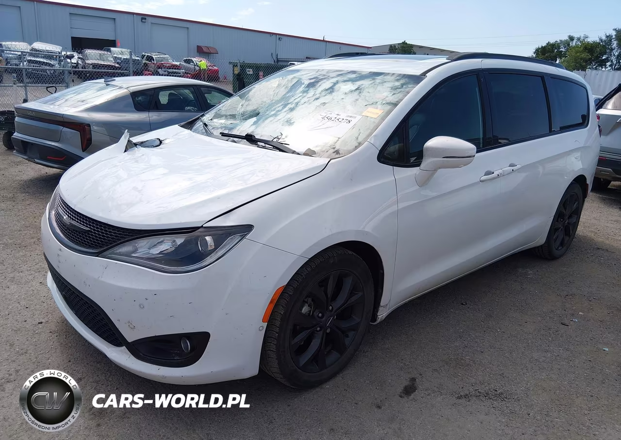 2019 Chrysler Pacifica Limited VIN:2C4RC1GG7KR548688 - 2